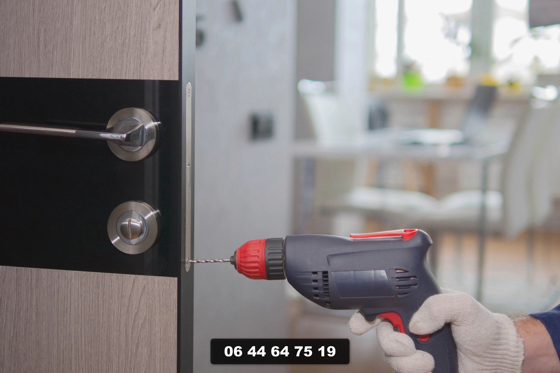 Serrurier professionnel en intervention urgente à Montrouge