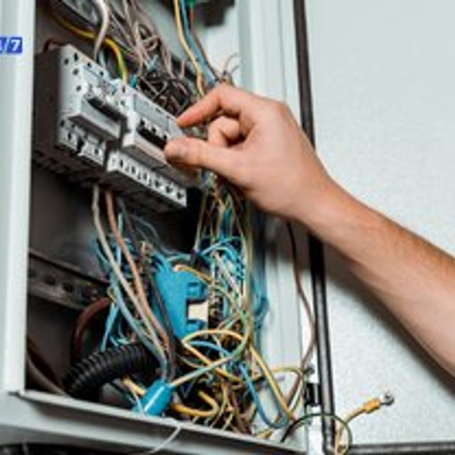 Photo de Patrick Lucas, électricien certifié Agréé Consuel à AUFFARGIS - Note 4.7/5