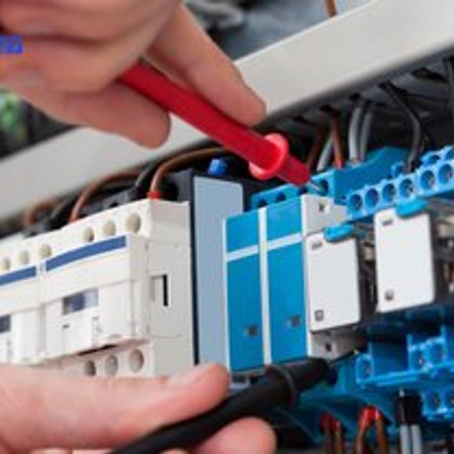 Photo de Thomas Jean, électricien certifié Dépannage Express à BUHY - Note 4.7/5