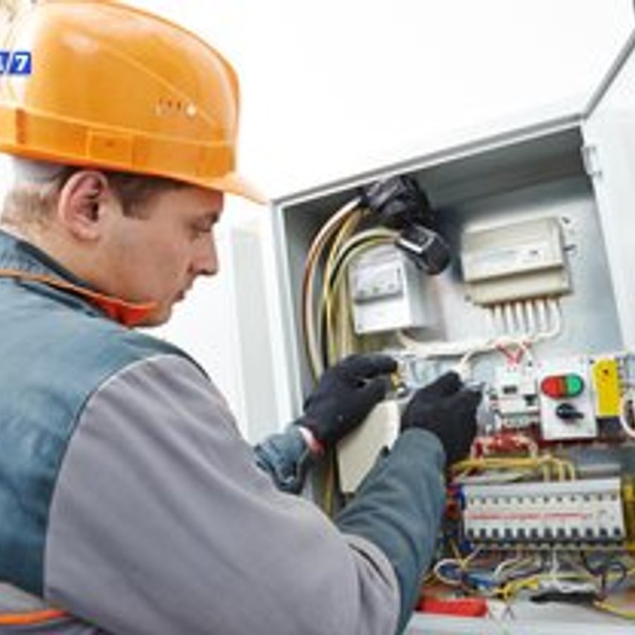 Photo de Henri Fontaine, électricien certifié Domotique & Automatisation à MARLY-LE-ROI - Note 4.7/5