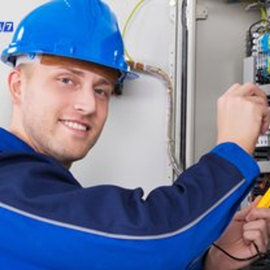 Photo de Stéphane Philippe, électricien certifié Rénovation Électrique à GIF-SUR-YVETTE - Note 4.7/5