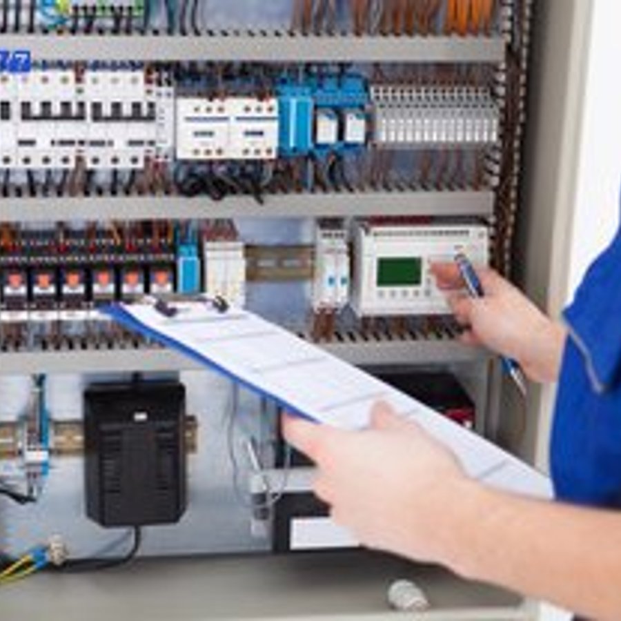 Photo de Olivier Denis, électricien certifié Agréé Consuel à CRAVENT - Note 4.7/5