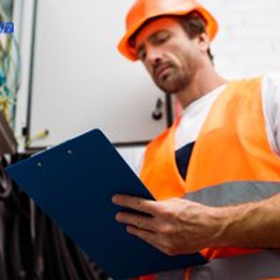 Photo de Yves Rolland, électricien certifié Mise aux Normes NF C 15-100 à SOISY-SUR-SEINE - Note 4.7/5