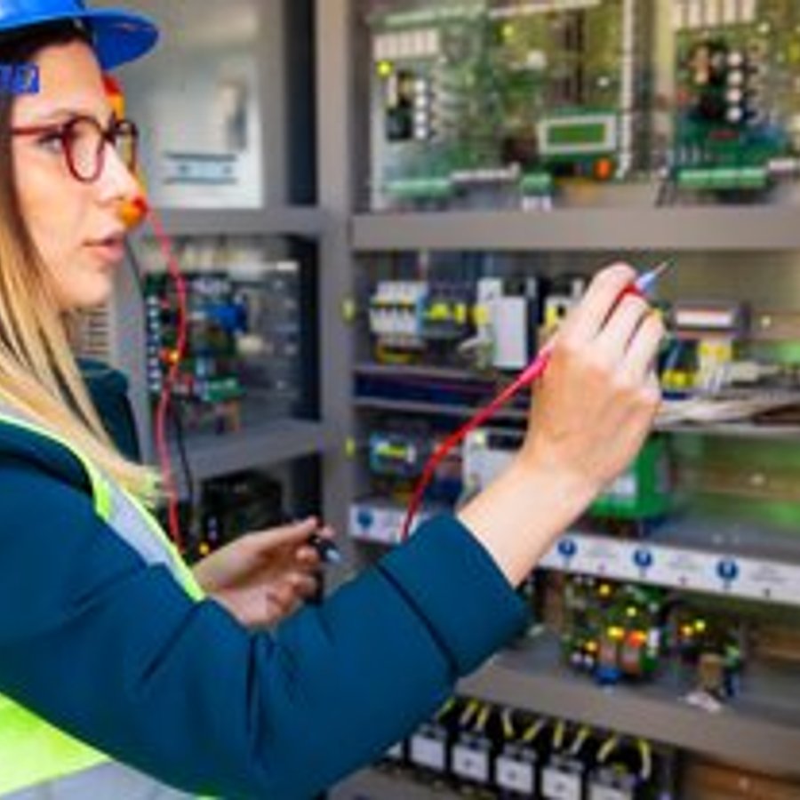 Photo de Thierry Roche, électricien certifié Mise aux Normes NF C 15-100 à HARAVILLIERS - Note 4.8/5