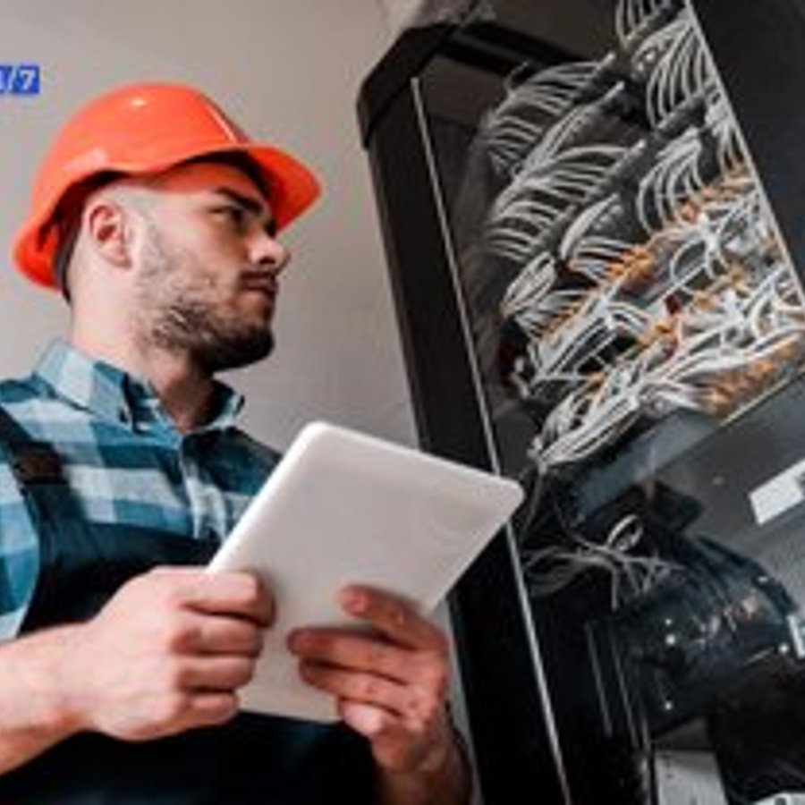Photo de Pierre Girard, électricien certifié Électricité Générale à ACHERES - Note 4.7/5