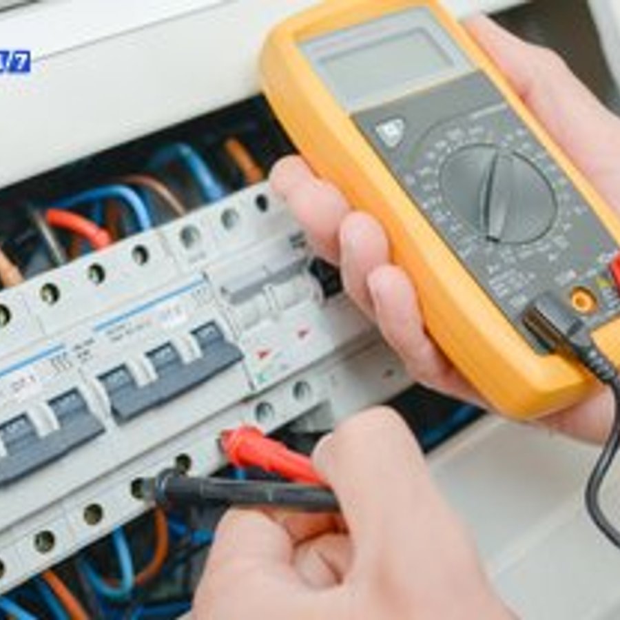 Photo de Emmanuel Richard, électricien certifié Éclairage LED Professionnel à ASNIERES-SUR-SEINE - Note 4.7/5